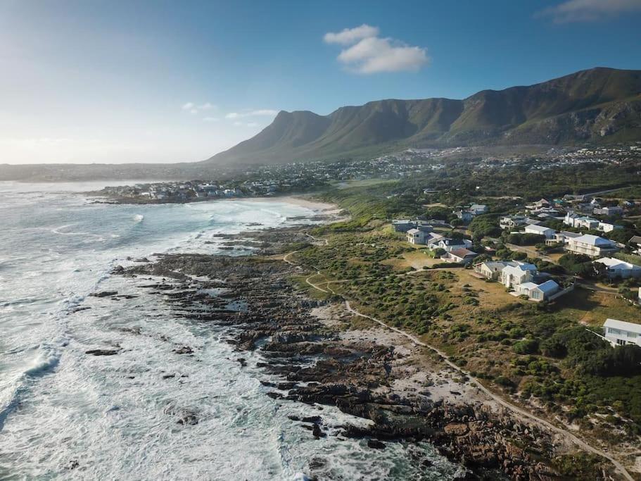 Mountain And Sea Cottage Hermanus Exterior foto
