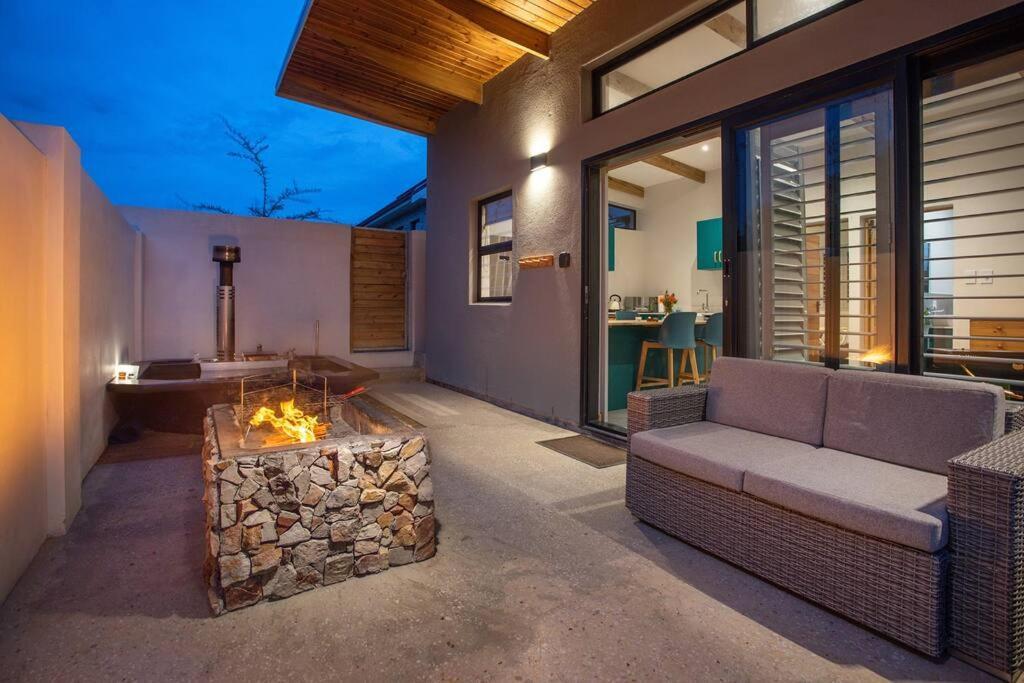 Mountain And Sea Cottage Hermanus Exterior foto